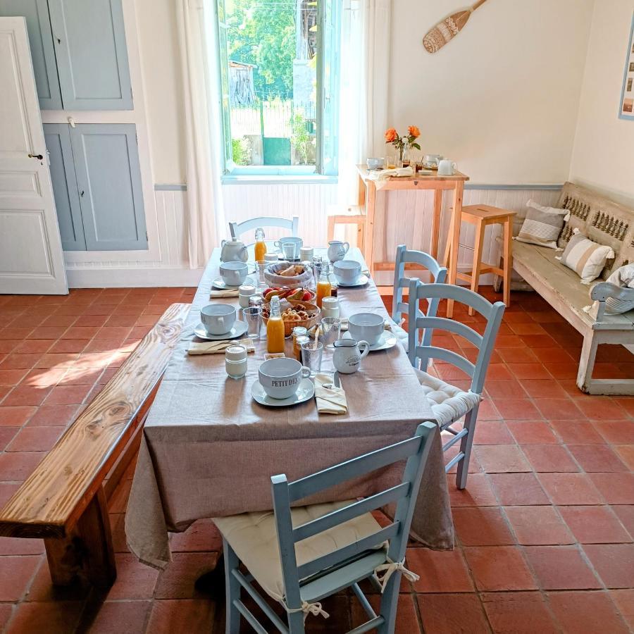 Baladous Bed & Breakfast Montgaillard-de-Salies Bagian luar foto
